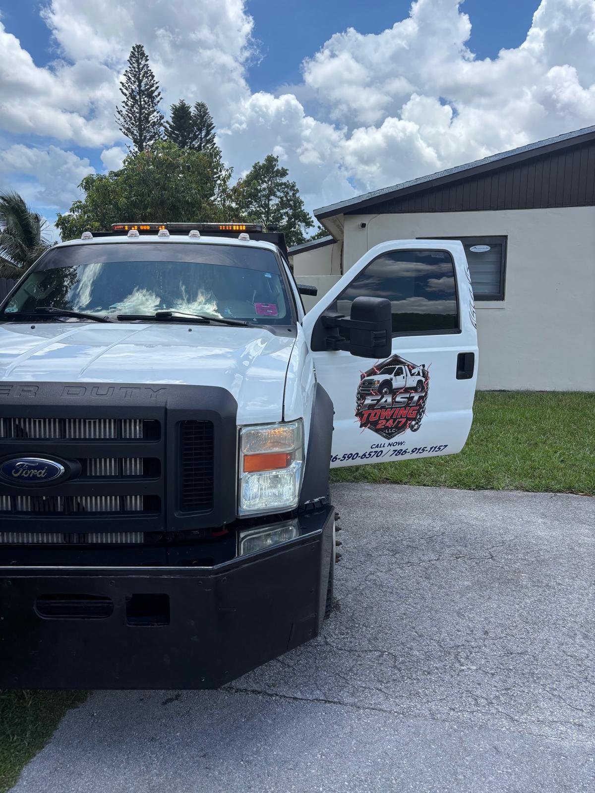 Fast Towing 24/7 fleet photo 17